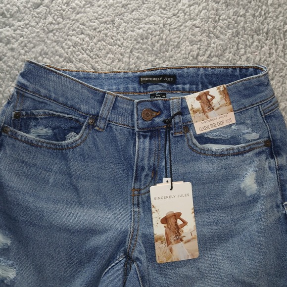 NEW Sincerely Jules Women's Light Wash Classic Rise Crop Straight Jeans - 1/25 - Picture 11 of 12